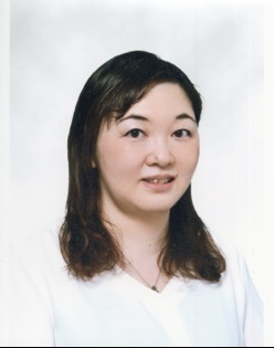 幹事長　川端伊久乃